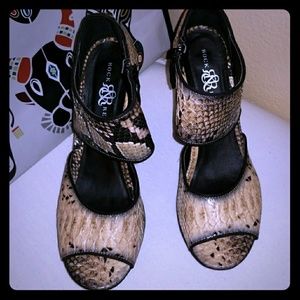 Rock & Republic Snake Embossed Platform Wedges